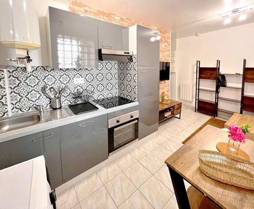 Cosy Appart. Aux Portes De Paris Villejuif Bagian luar foto